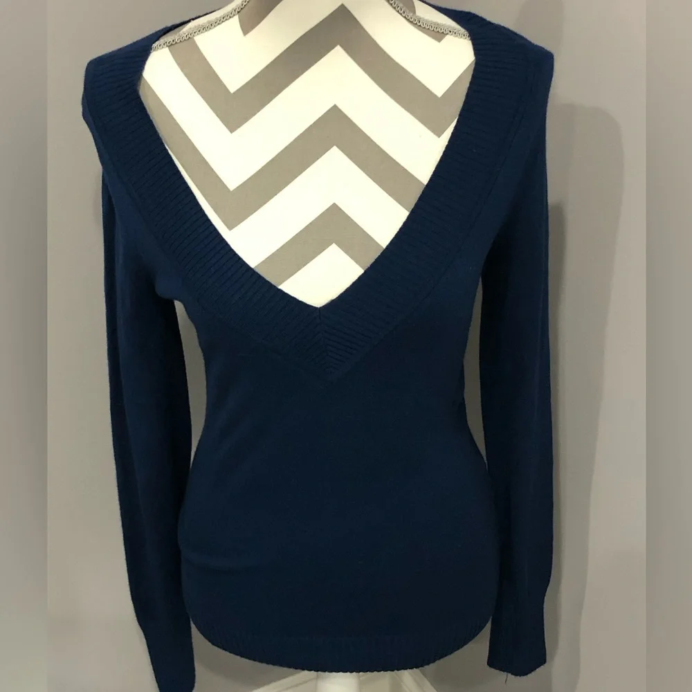 EXPRESS V-Neck Sweater | Deep V Knit Pullover Top | Blue | Small - Picture 2 of 10